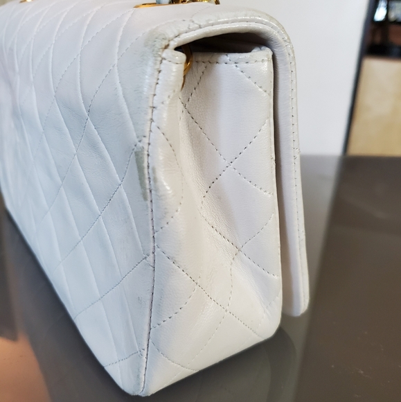 CHANEL White Leather Full Flap Crossbody Bag - Picture 3 of 8